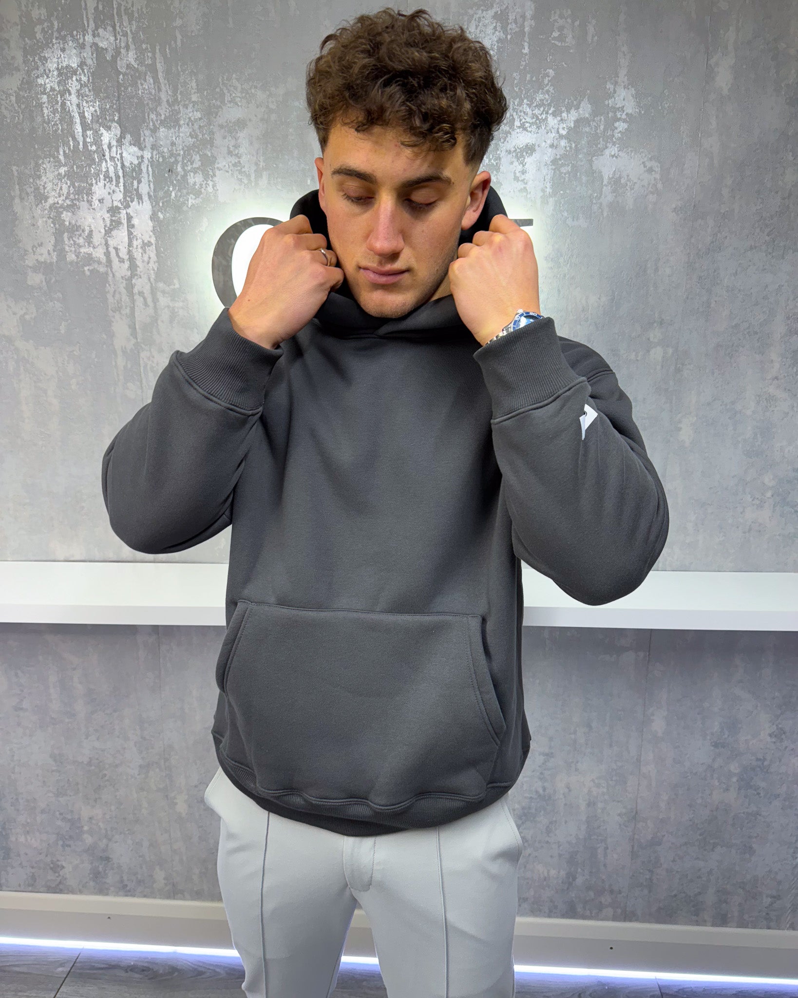 Felpa di oversize essenziale di grandi dimensioni - grigio
