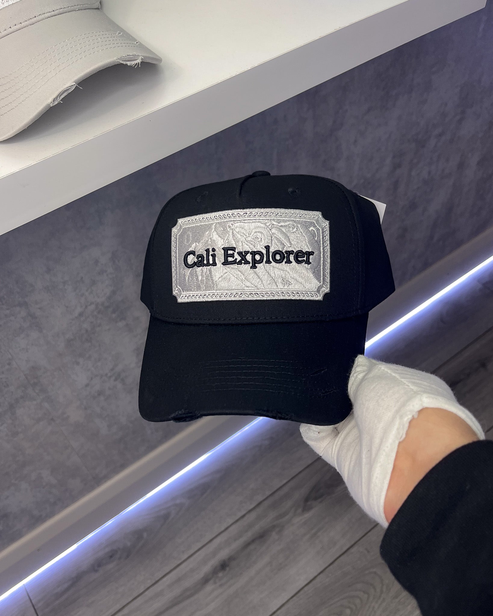 KALI | Zwarte Explorer Plate-dop