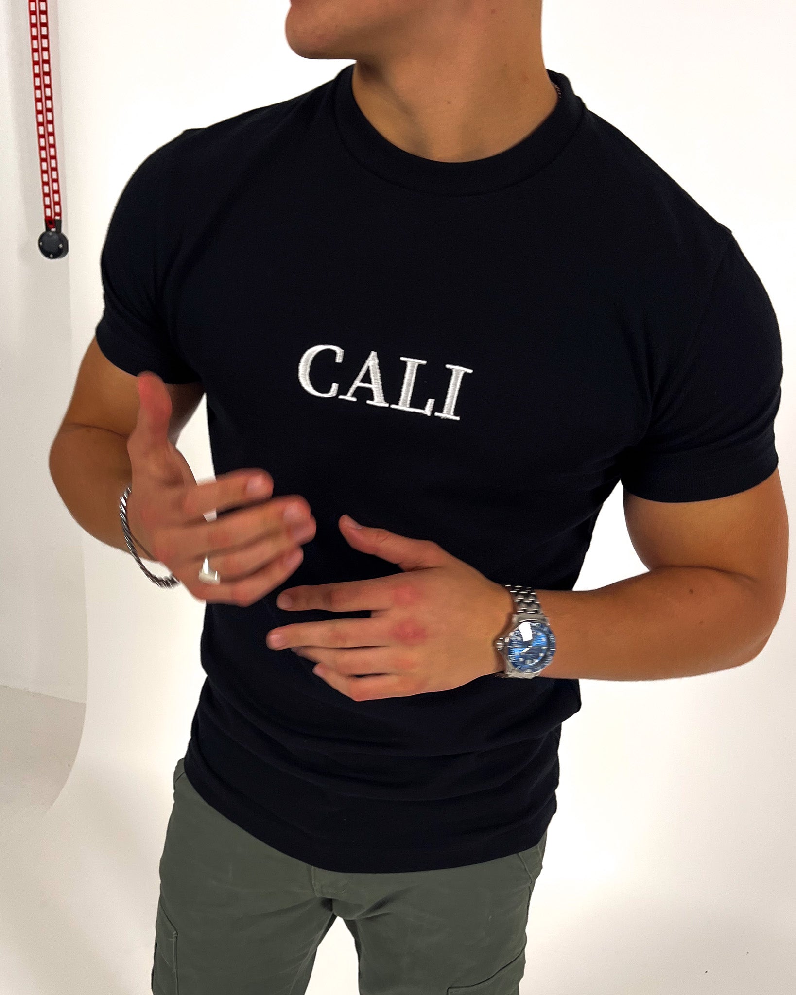 Zwaar, getailleerd CALI T-shirt