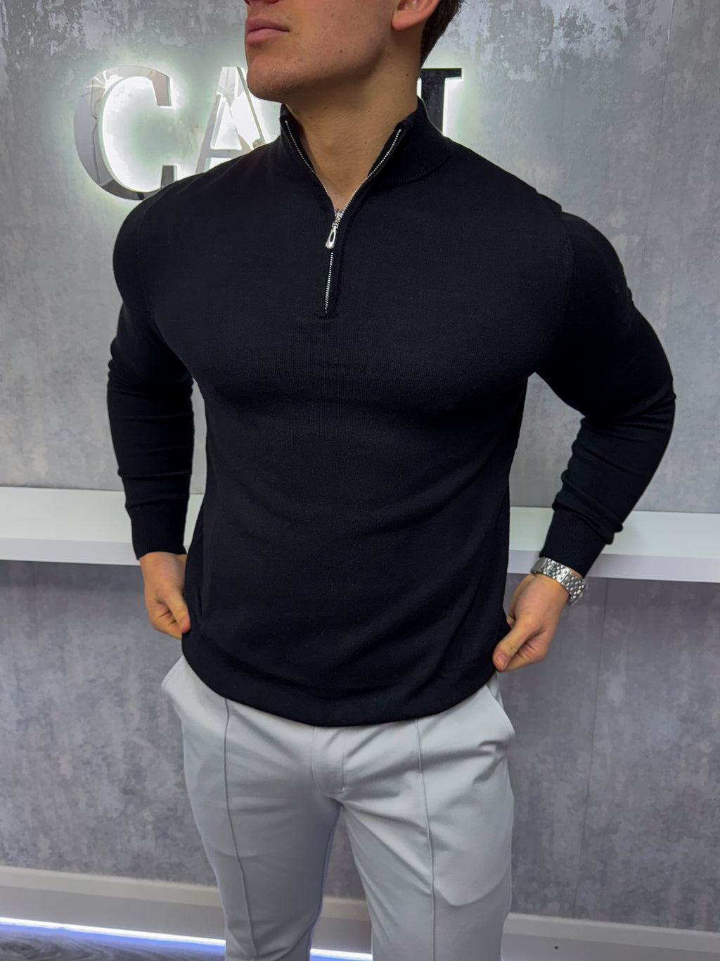 Der Costello – Pullover mit halbem Reißverschluss – Schwarz
