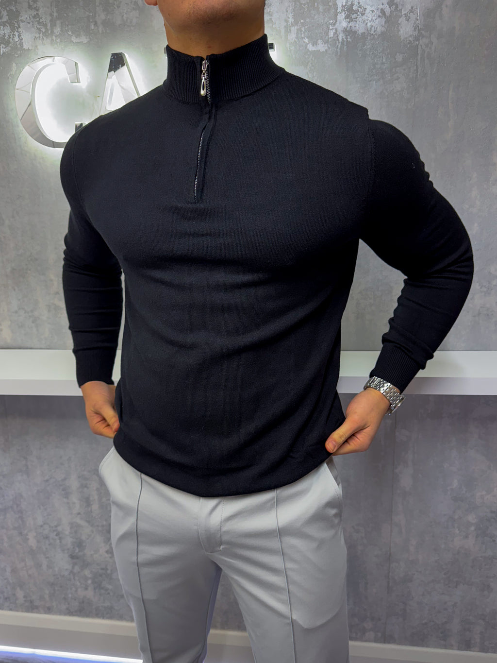 Der Costello – Pullover mit halbem Reißverschluss – Schwarz