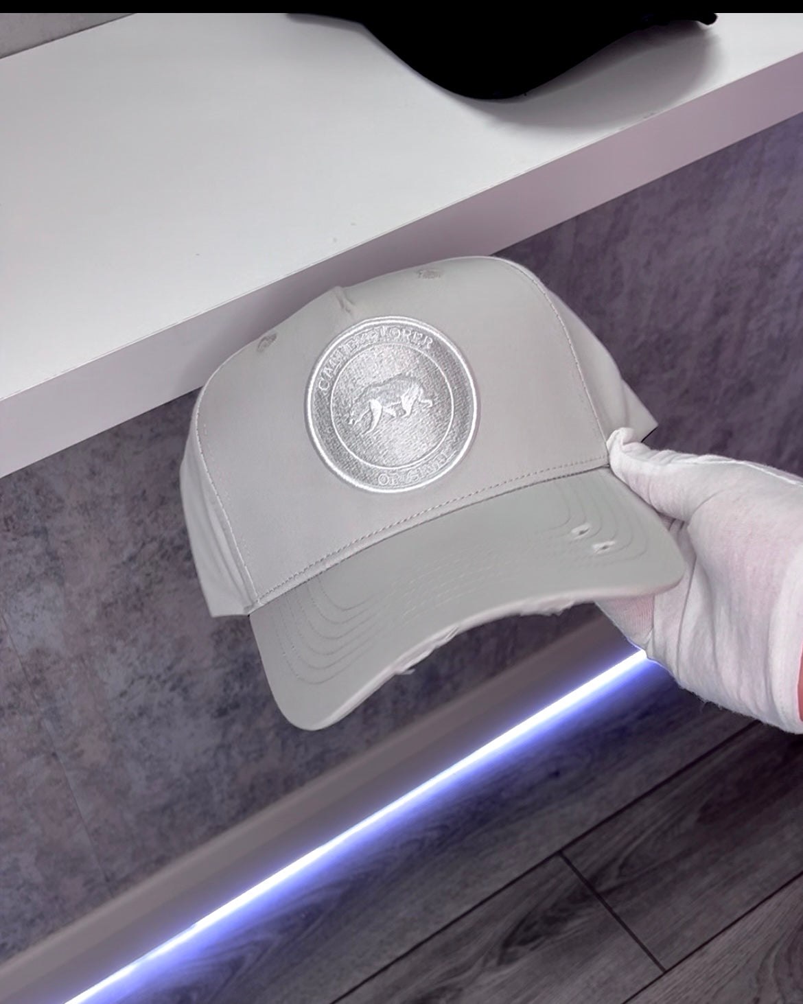 KALI | V2 Ice White Explorer-dop